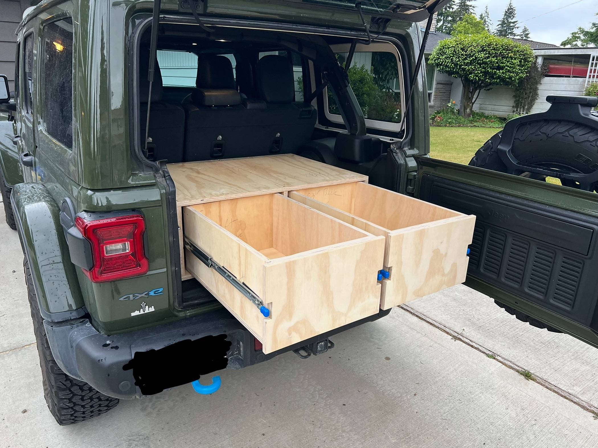 Jeep Wrangler JL JL 4xe Homemade Drawer. IMG_5829