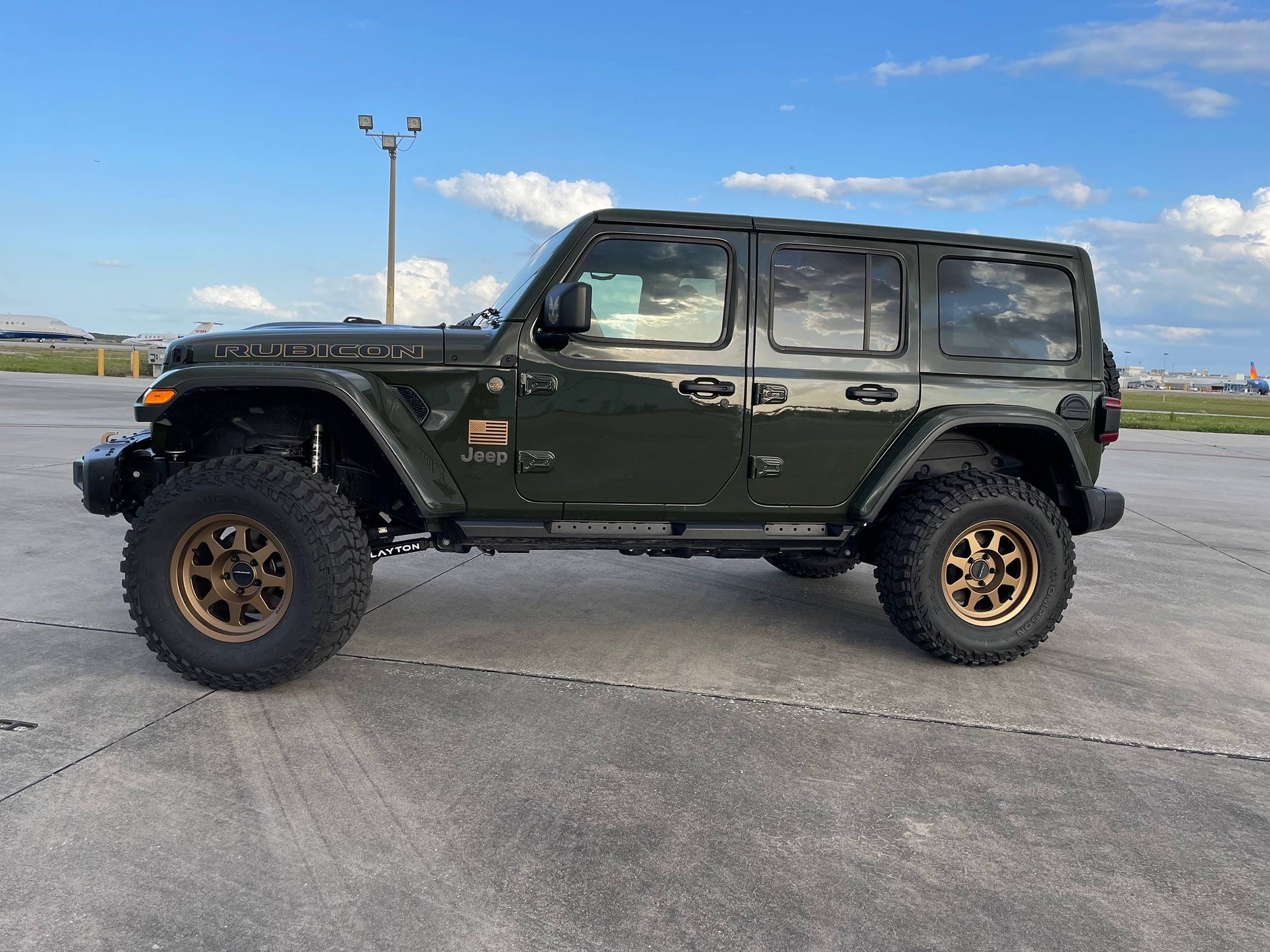Jeep Wrangler JL bronze wheel options IMG_3596