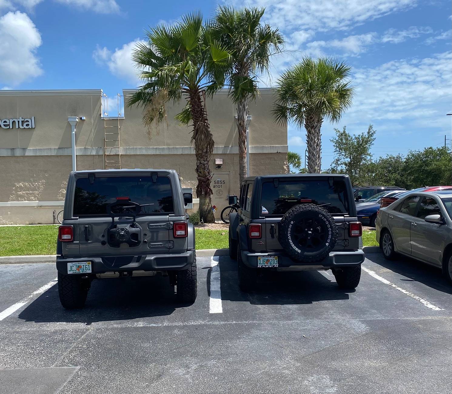 Jeep Wrangler JL Warn Crawler Front Bumper ? IMG_1724