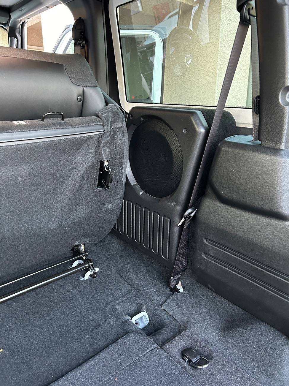 Jeep Wrangler JL What Is This Box? IMG_5857.JPG