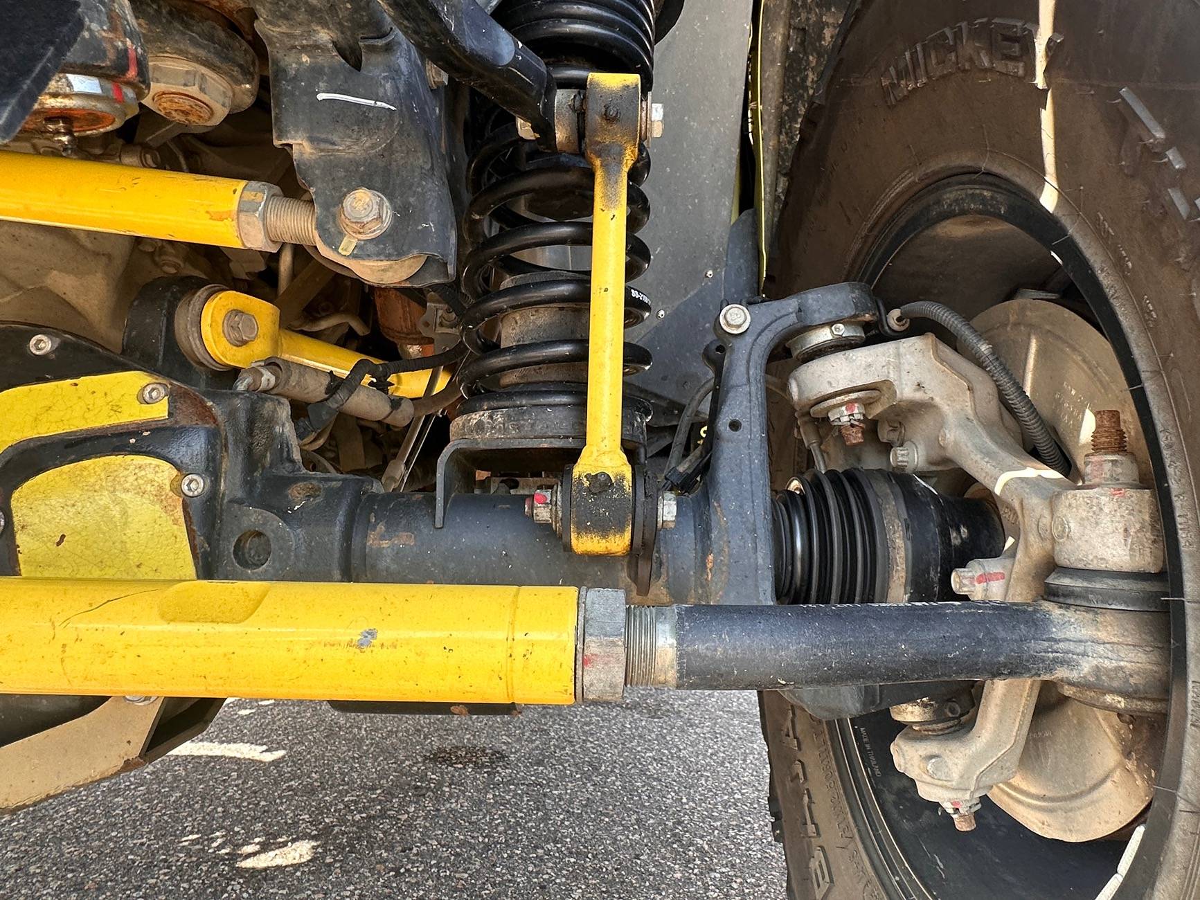 Jeep Wrangler JL Anti-flop drag link joint. IMG_5499