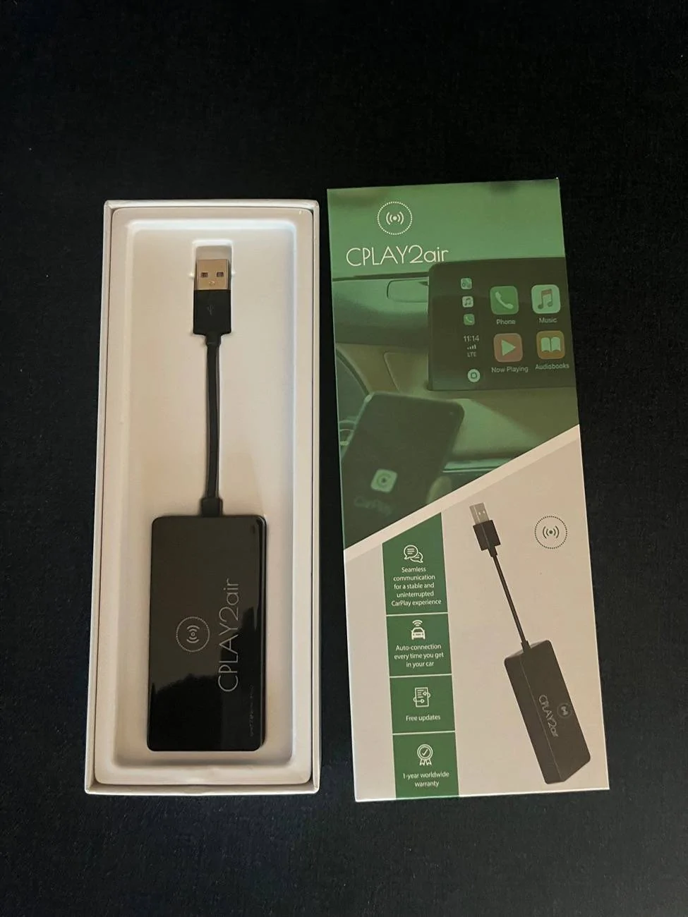 Jeep Wrangler JL Wireless CarPlay adapter IMG_3394