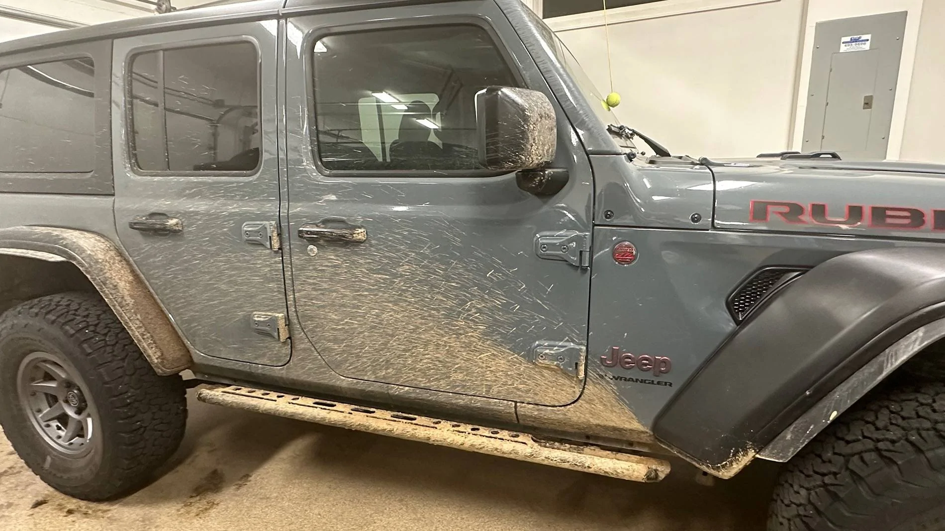 Jeep Wrangler JL Installed LOD signature sliders IMG_6543