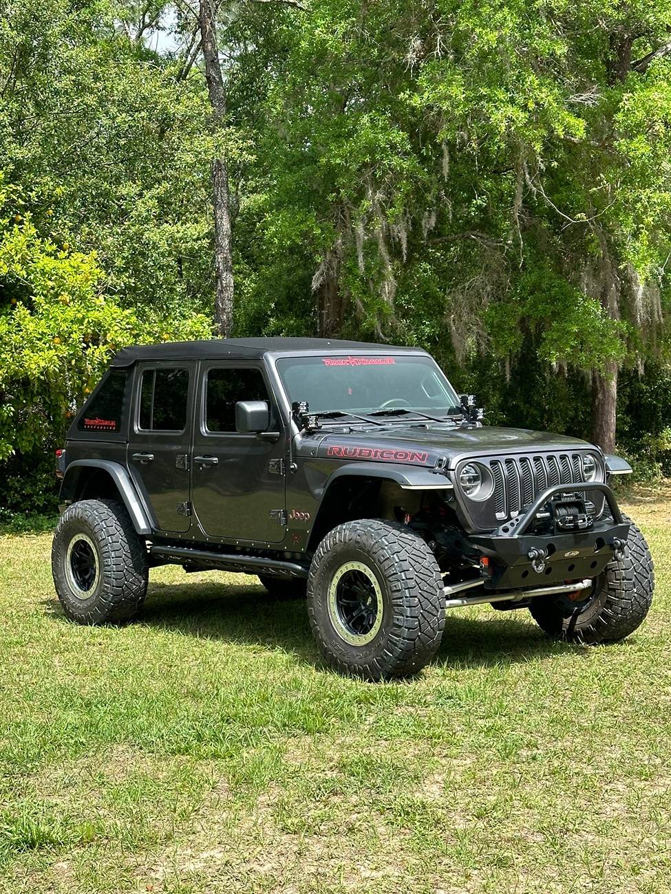 Jeep Wrangler JL Installed LOD signature sliders IMG_9840