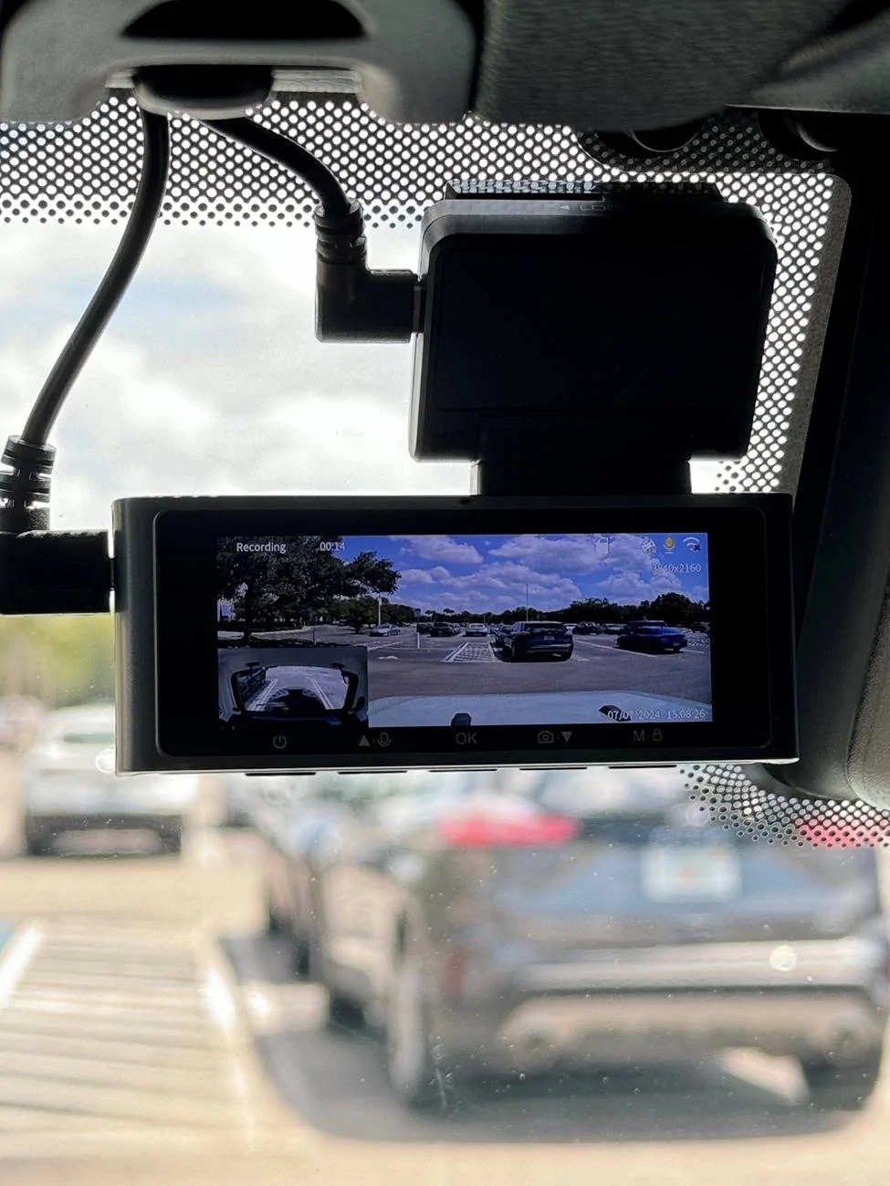 Jeep Wrangler JL OMBAR Dash Cam Front and Rear Dash cam 01