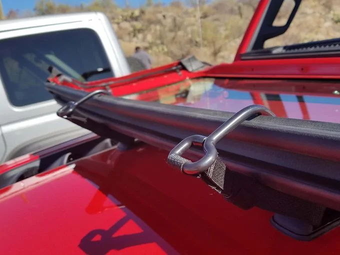 Jeep Wrangler JL JL windshield hook location cinch