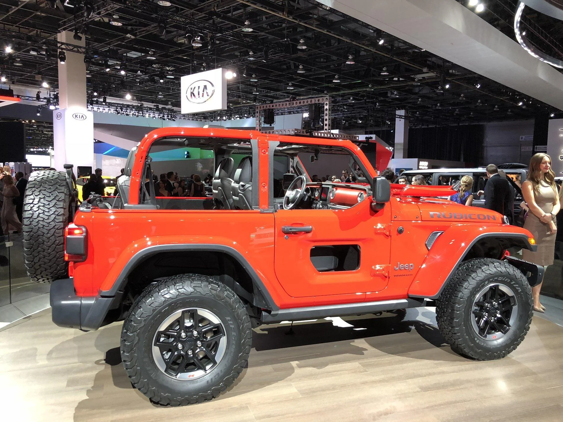 Jeep Wrangler JL FIRECRACKER RED Wrangler JL Club 364FEF87-1B5F-4DEE-B349-8253DE625E62