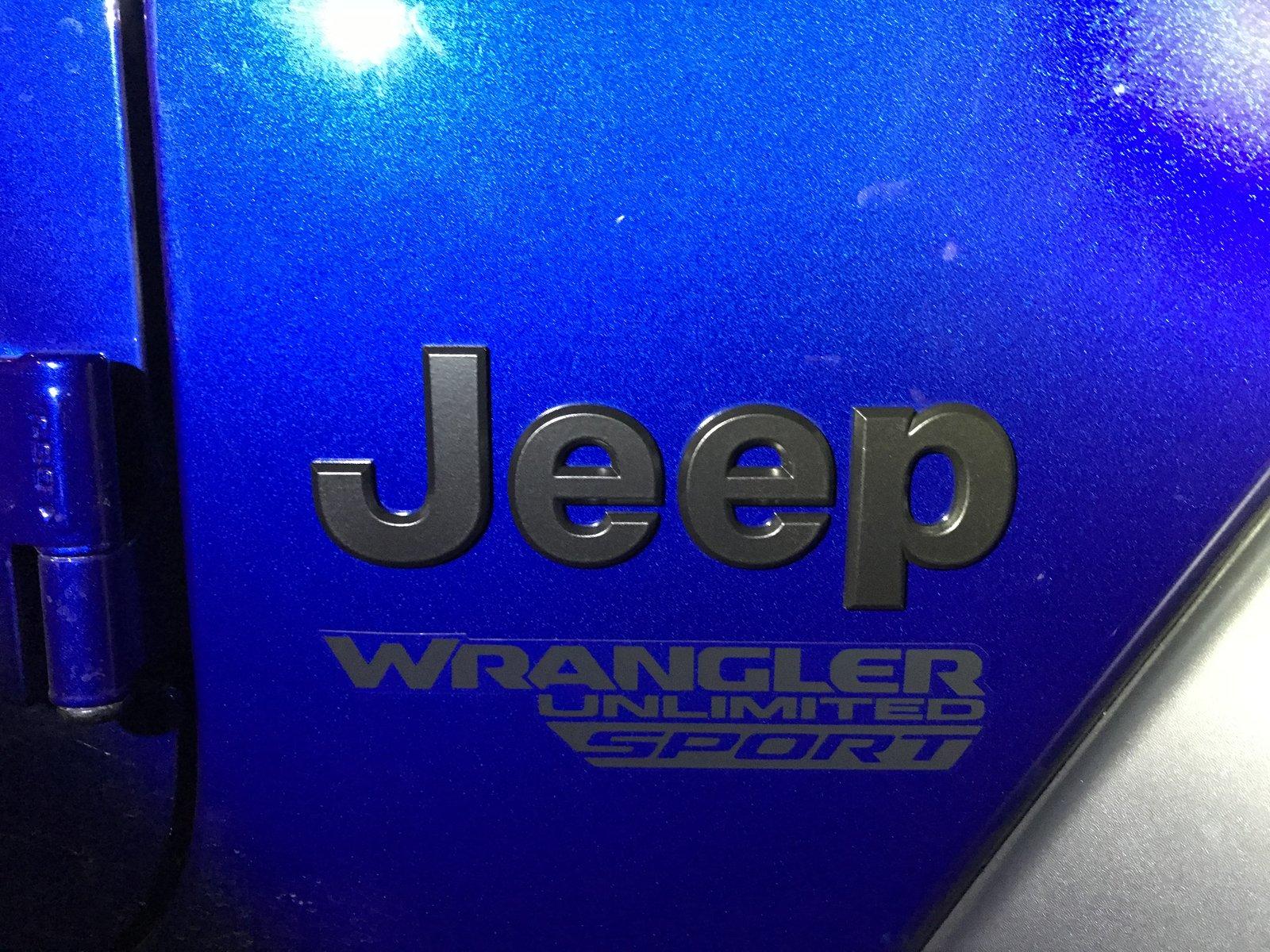 Jeep Wrangler JL Ocean Blue on Rubicon 563C1F50-DA1D-4862-93A1-18910ED6D100