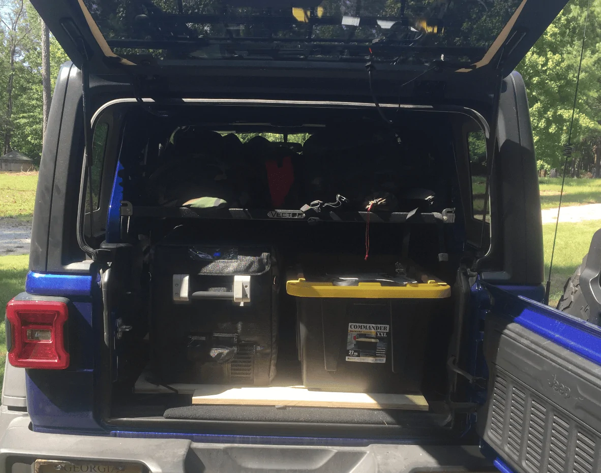 Jeep Wrangler JL Dometic CFX-40W Fridge jeep-fridg