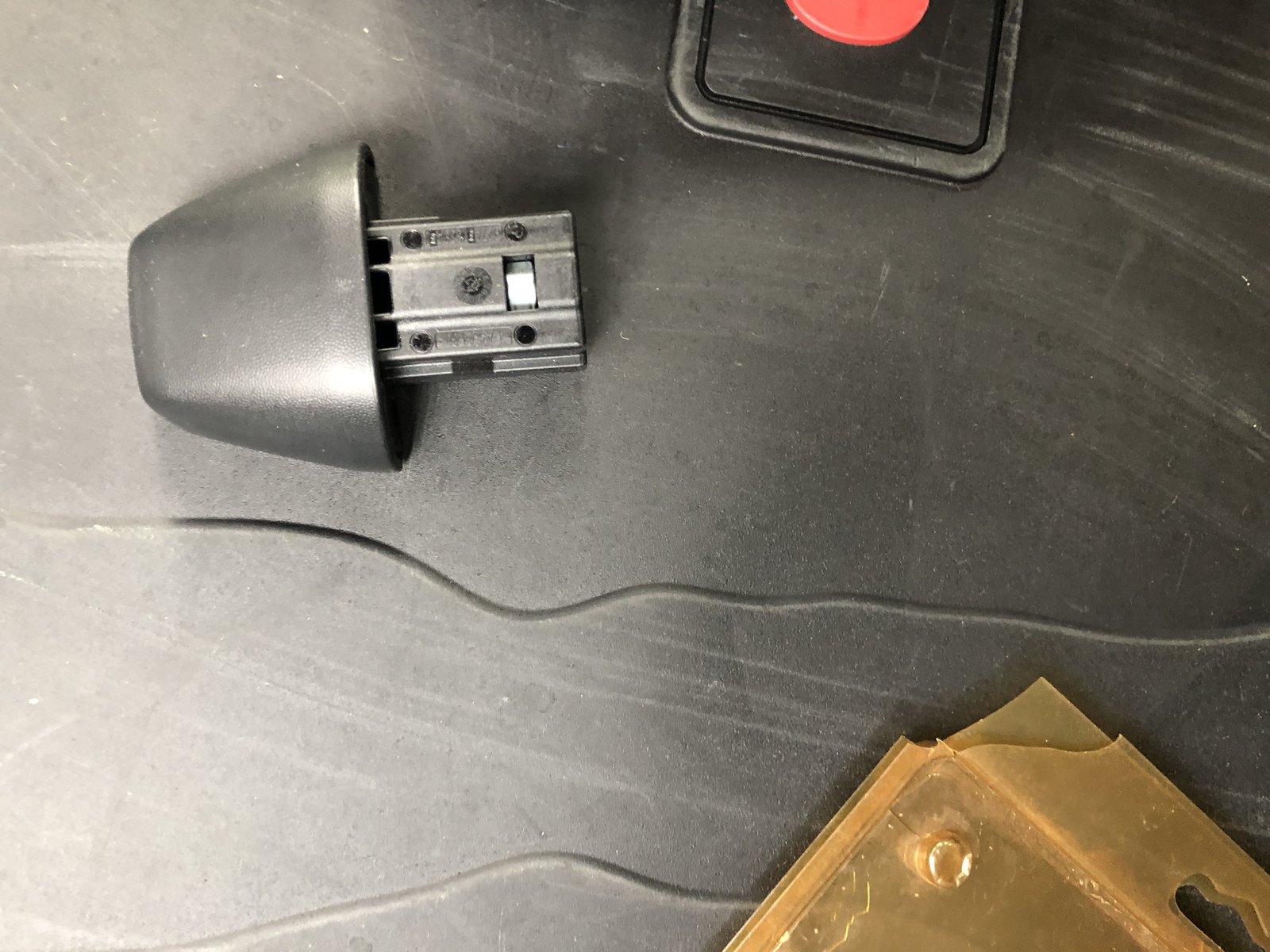Jeep Wrangler JL Adding proximity locks retroactively? AAF374A4-A682-4E5E-8072-B775B7F698F1