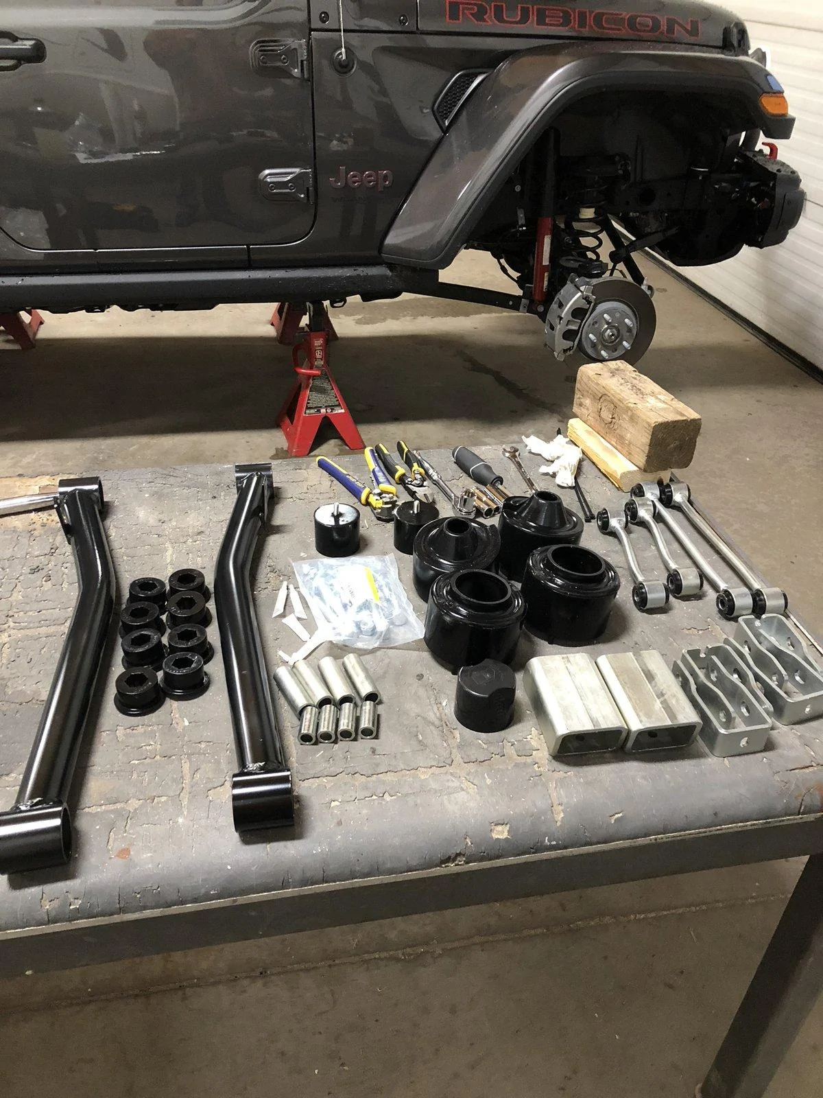 Jeep Wrangler JL Daystar 2" lift intalled lift 2