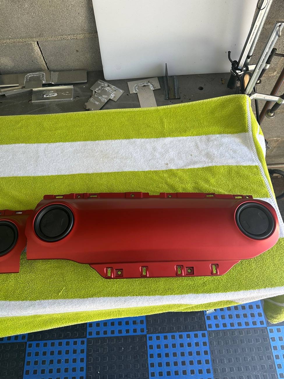 Jeep Wrangler JL FS: Red Rubicon dash panels (driver and passenger side) IMG_6181