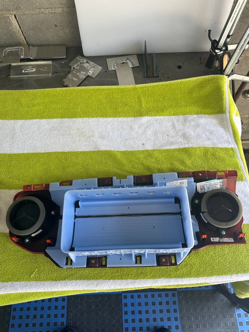 Jeep Wrangler JL FS: Red Rubicon dash panels (driver and passenger side) IMG_6185