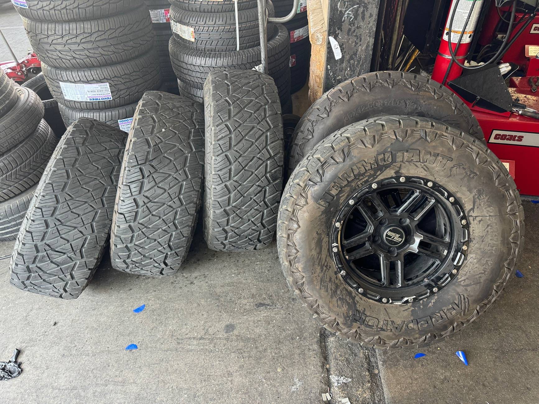 Jeep Wrangler JL Set of 5 wheels IMG_0031