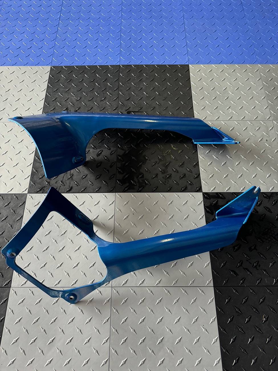 Jeep Wrangler JL 4xe KC Light bar brackets IMG_0815