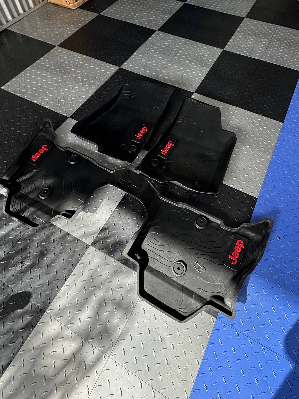 Jeep Wrangler JL 4xe all weather floor mats IMG_0820