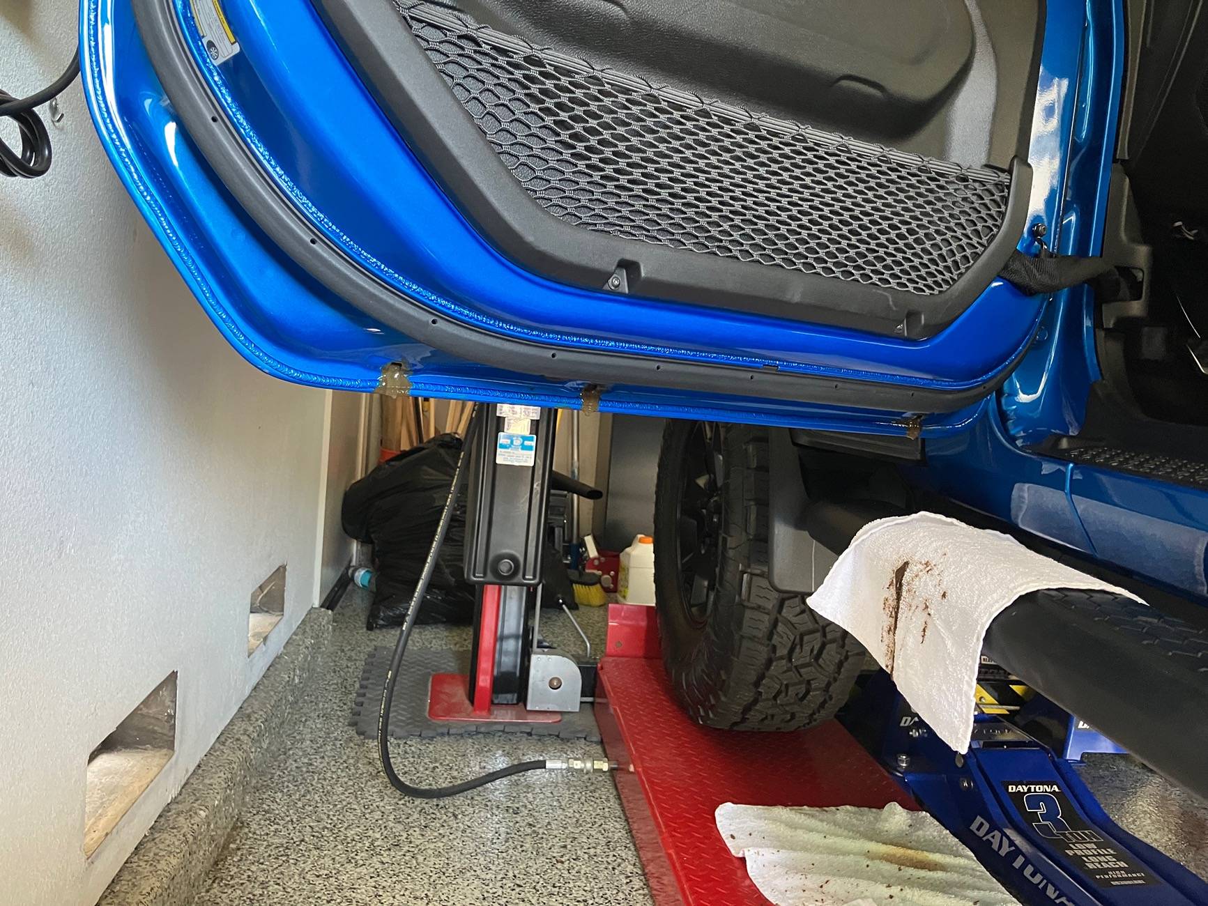 Jeep Wrangler JL Poll: Bubbles in Paint?? IMG_4249