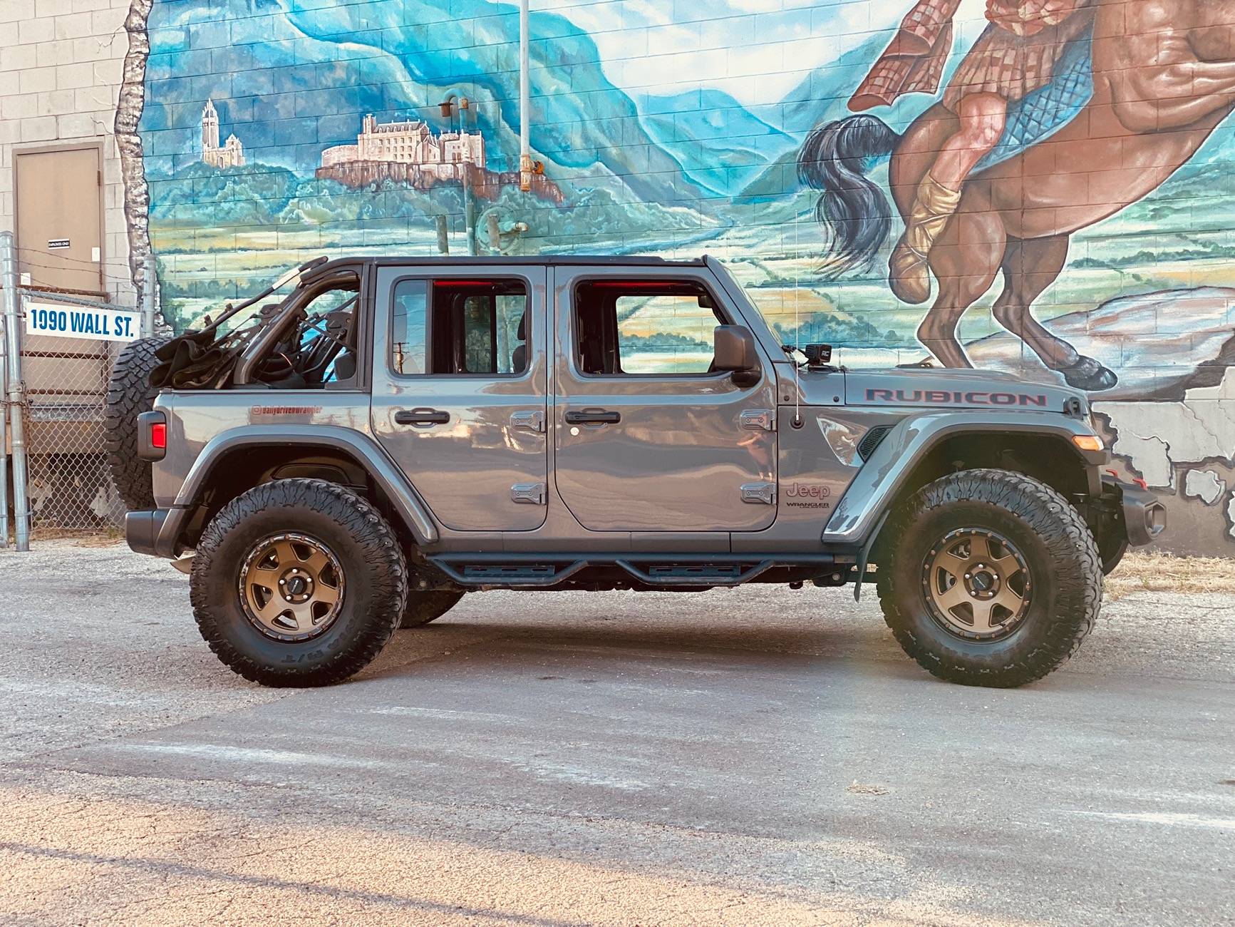 Jeep Wrangler JL Tires without lift (yet) IMG_8592