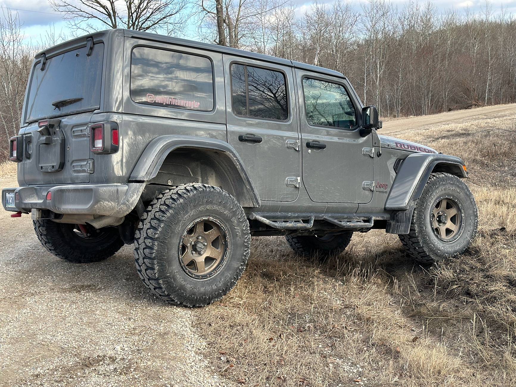 Jeep Wrangler JL Tires without lift (yet) IMG_1370