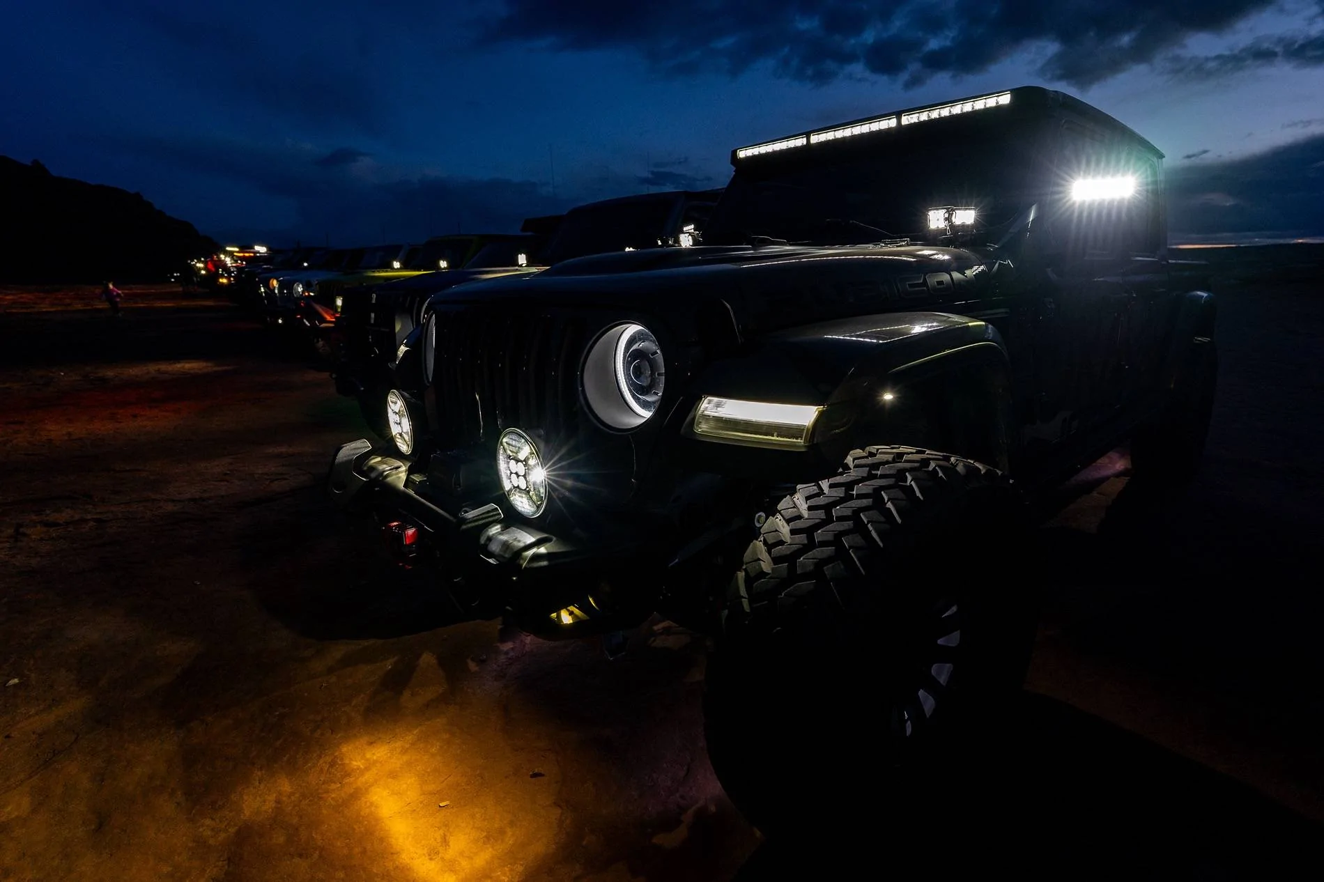 Jeep Wrangler JL Stupid LED headlight question... ORACLE_Lighting_7_Mile_Rim_Sparkl