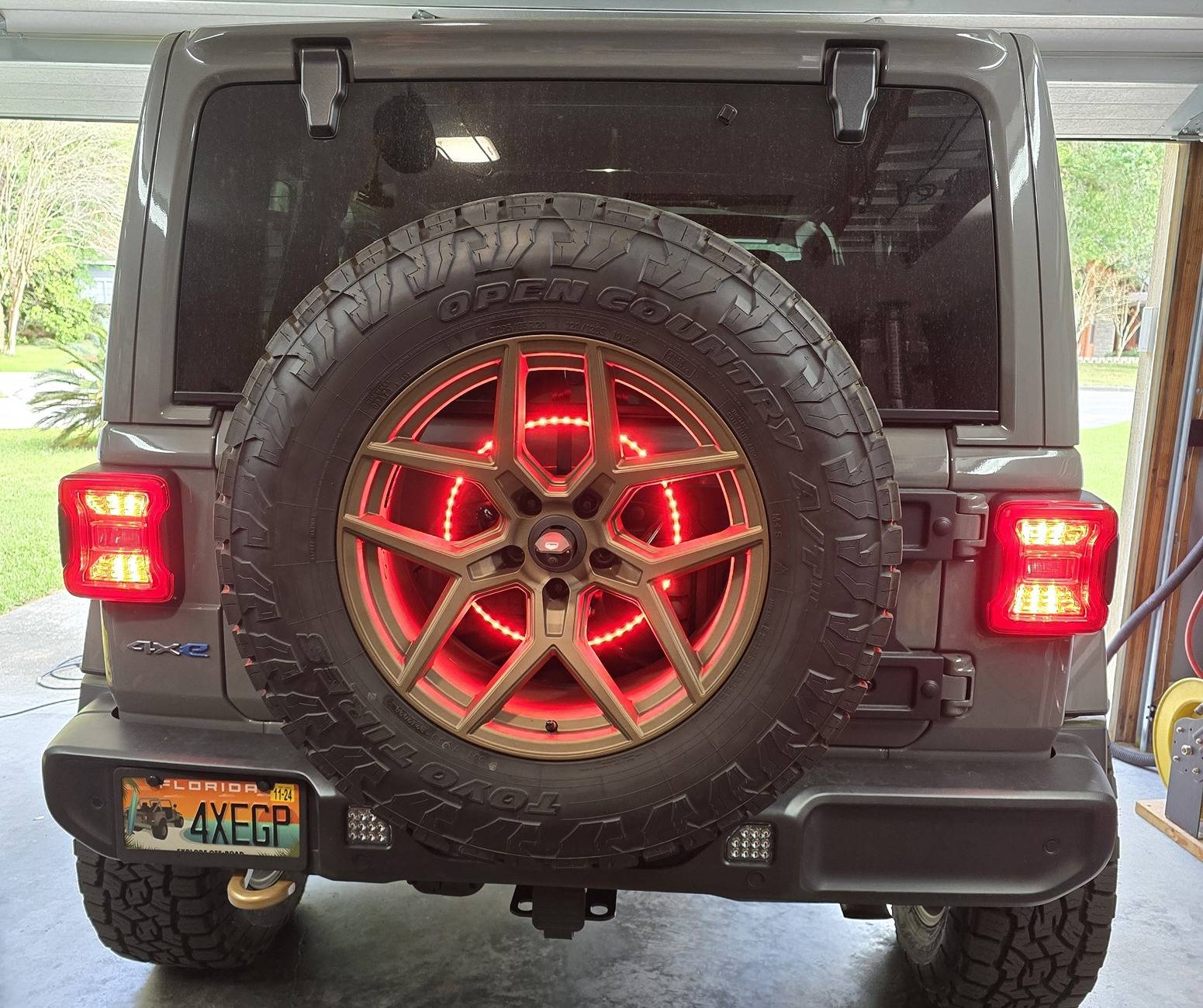 Jeep Wrangler JL Wolfbox G900 install 20240316_172619a