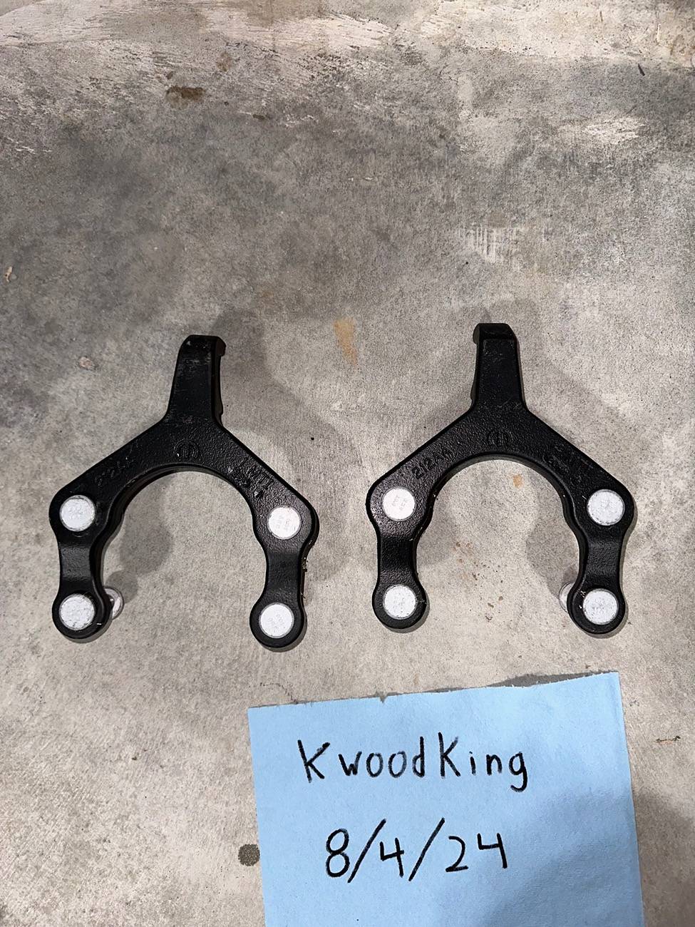 Jeep Wrangler JL Front Tow Hooks 68268936AB IMG_2329