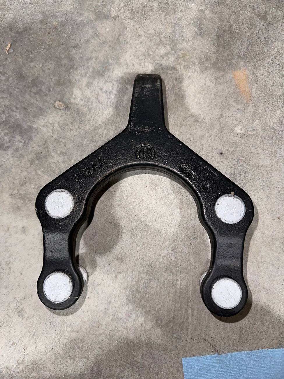 Jeep Wrangler JL Front Tow Hooks 68268936AB IMG_2328