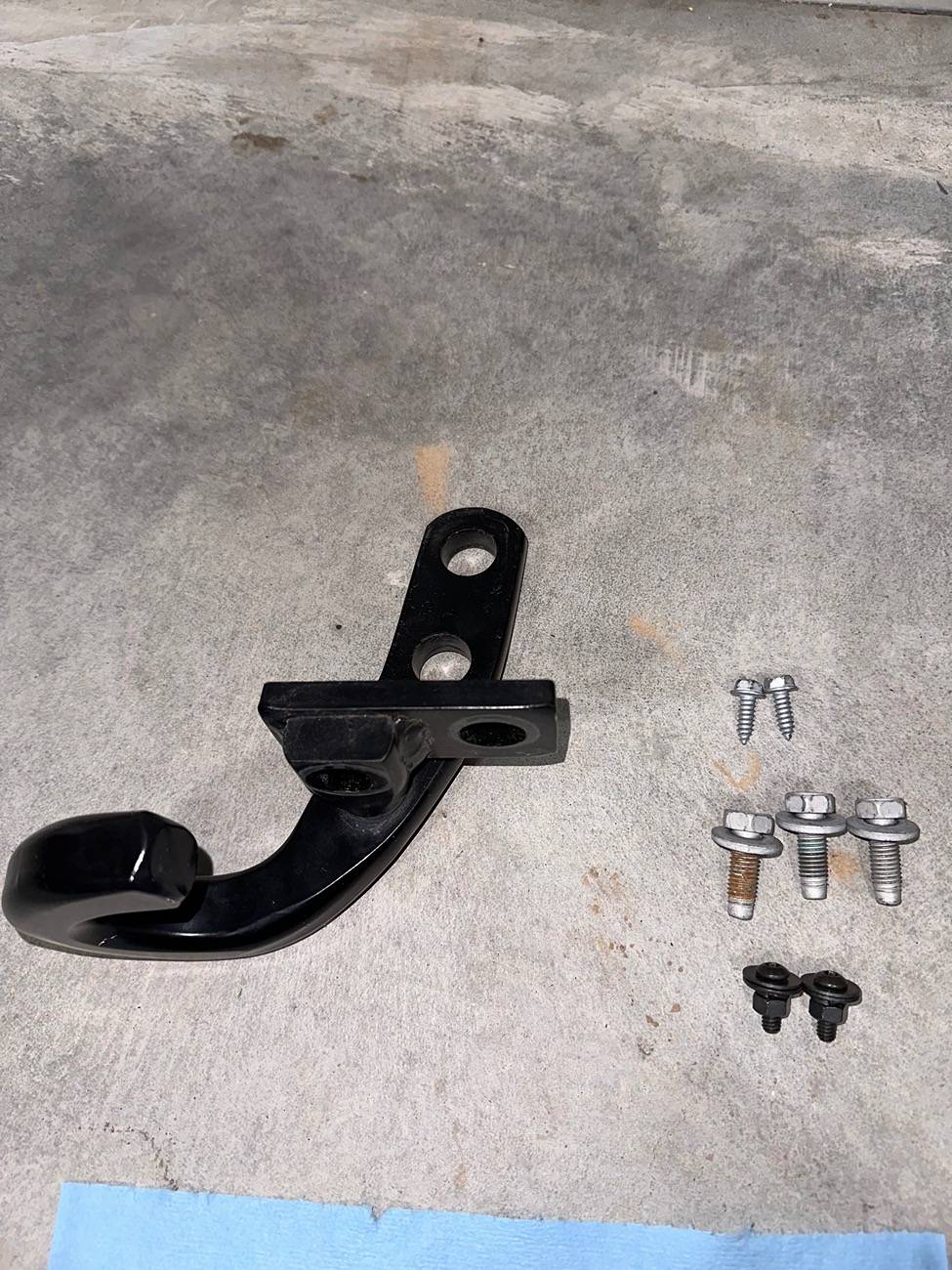 Jeep Wrangler JL Rear Tow Hook 68268971 + Hardware IMG_2331