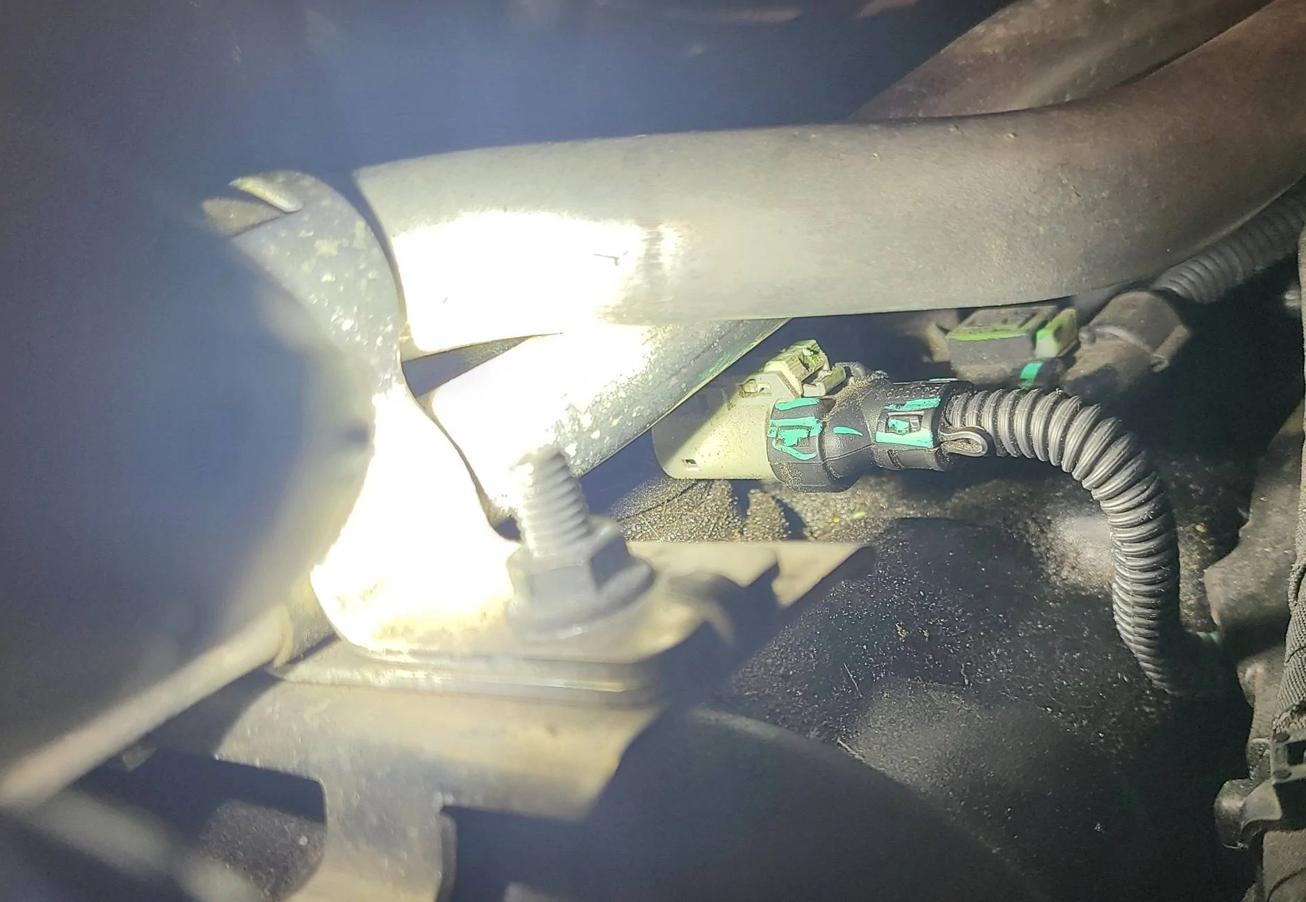 Jeep Wrangler JL VVL solenoid connector question 20240808_190709