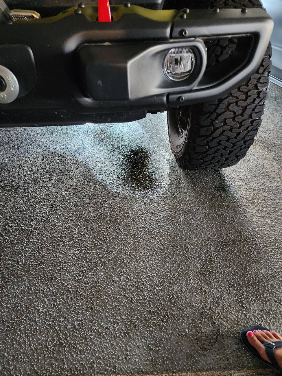 Jeep Wrangler JL Yikes! Green fluid leak 1000010583