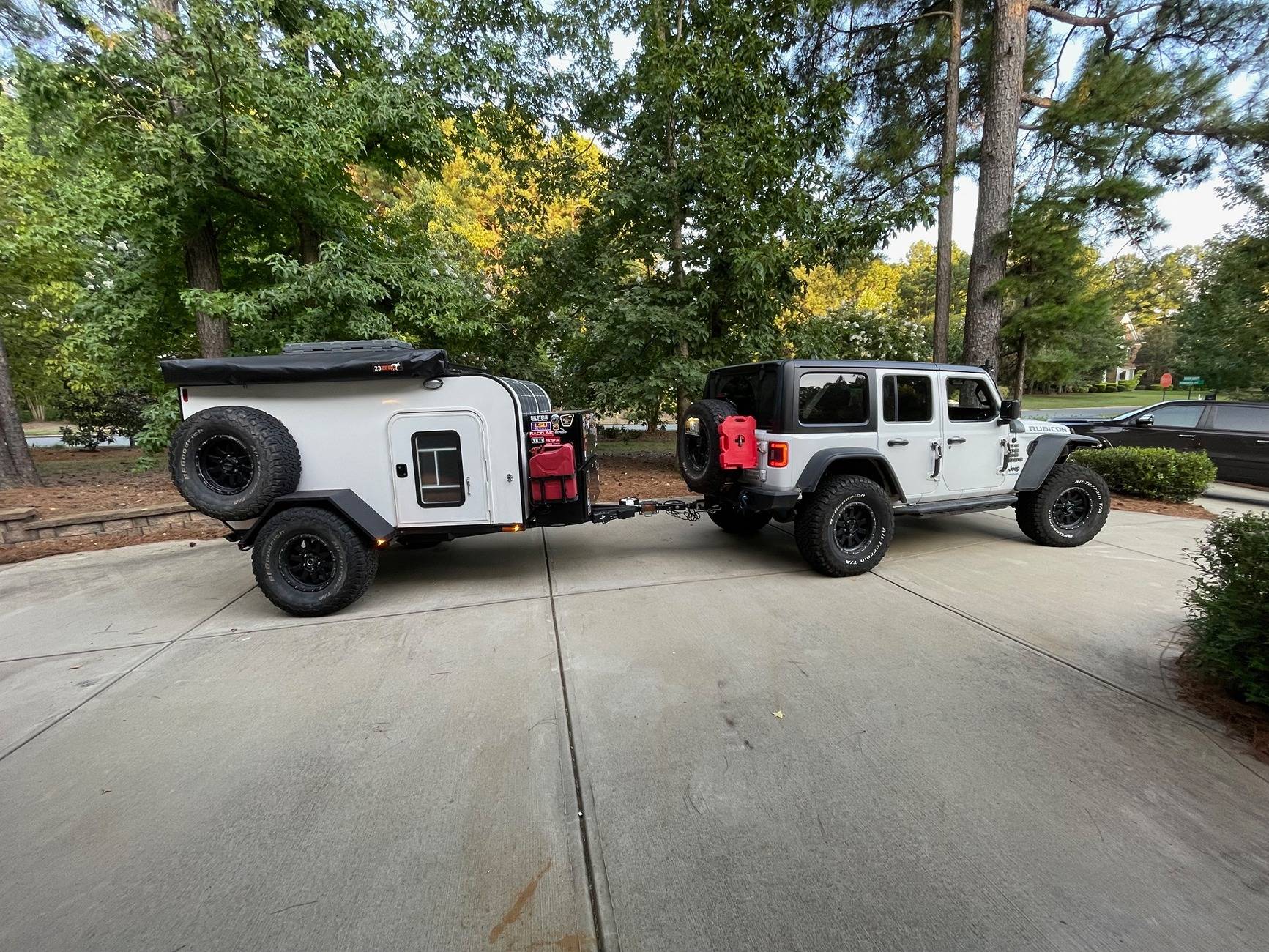 Jeep Wrangler JL Do you remove your Jeep's spare tire while towing? IMG_6259 (1)