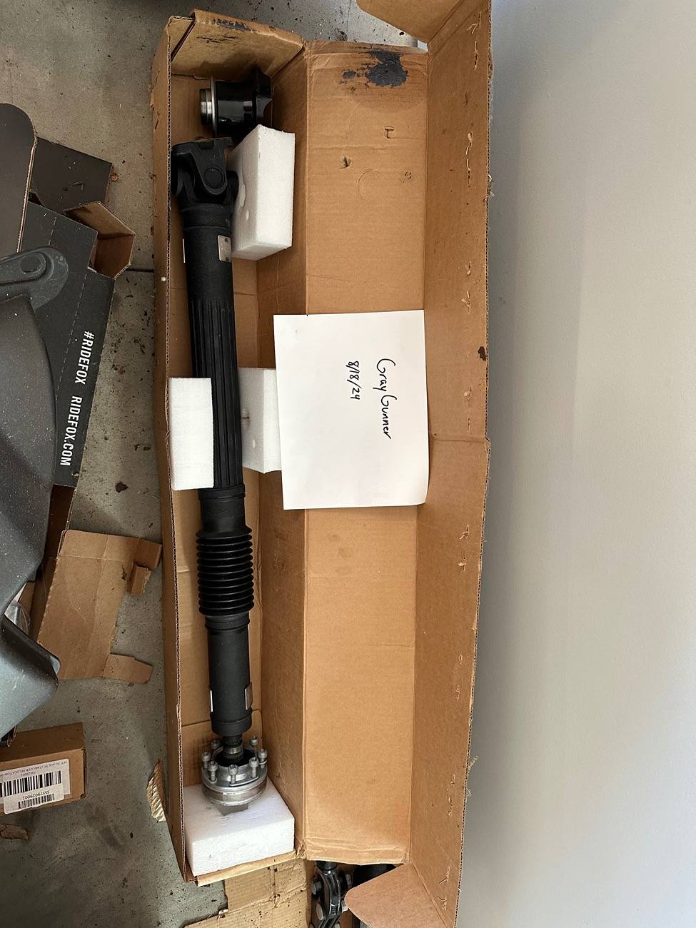 Jeep Wrangler JL Rubicon front driveshaft IMG_2529