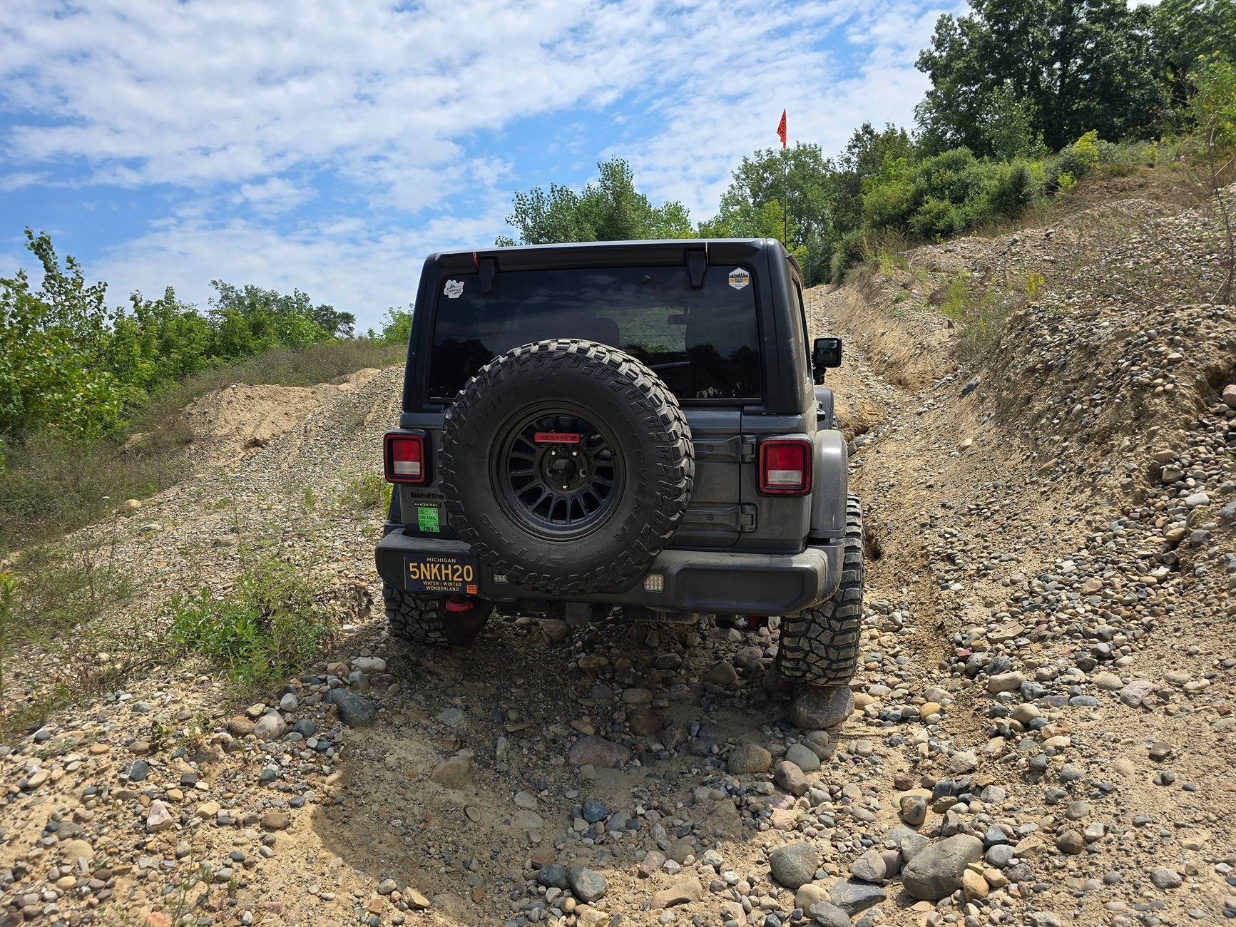 Jeep Wrangler JL Wheel Spacers or Not? 20240804_140543