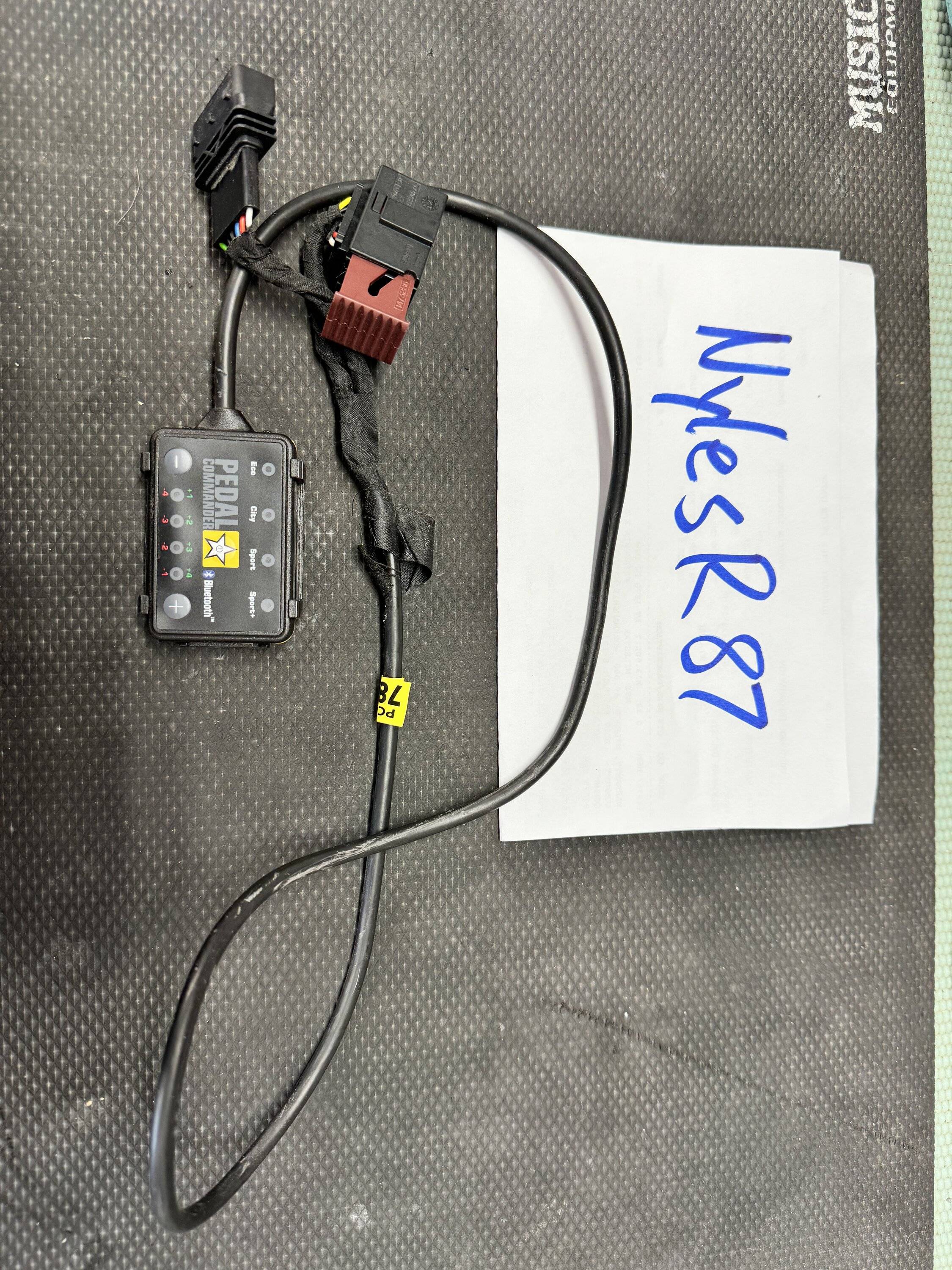 Jeep Wrangler JL Pedal Commander $160 shipped IMG_9174