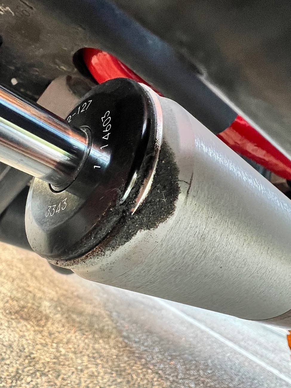 Jeep Wrangler JL Is my new Steering Stabilizer leaking? IMG_7383