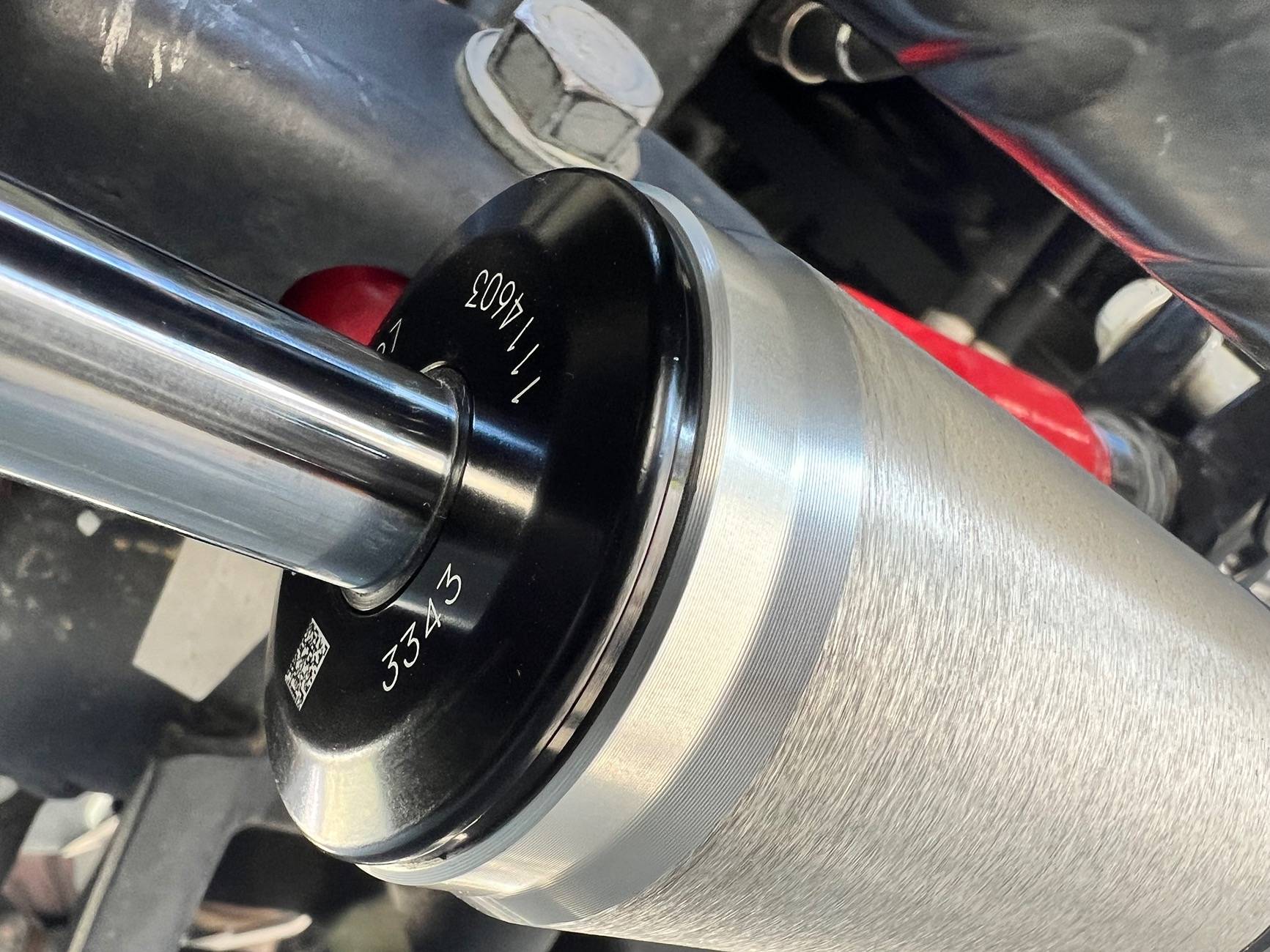 Jeep Wrangler JL Is my new Steering Stabilizer leaking? IMG_7403