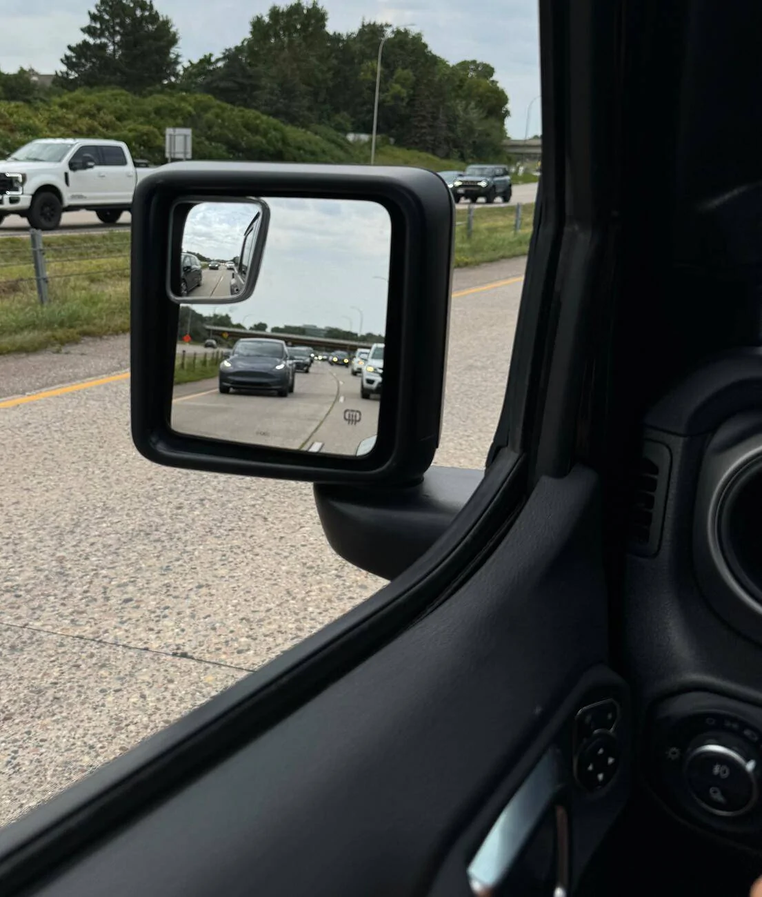 Jeep Wrangler JL Custom Wrangler Blind Spot Mirrors IMG_3452