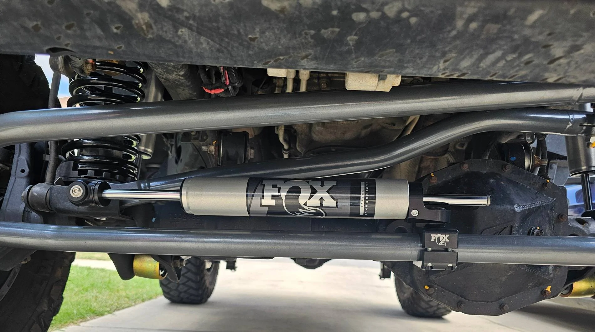 Jeep Wrangler JL I think i need a new steering stabilizer... 1000009465