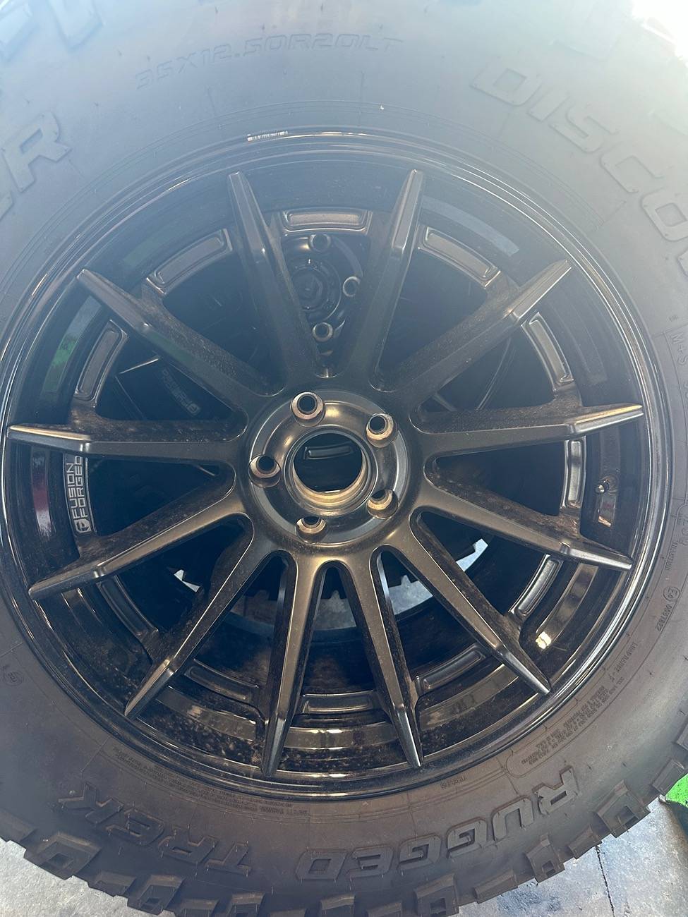 Jeep Wrangler JL Fuel wheels and cooper tires IMG_6720