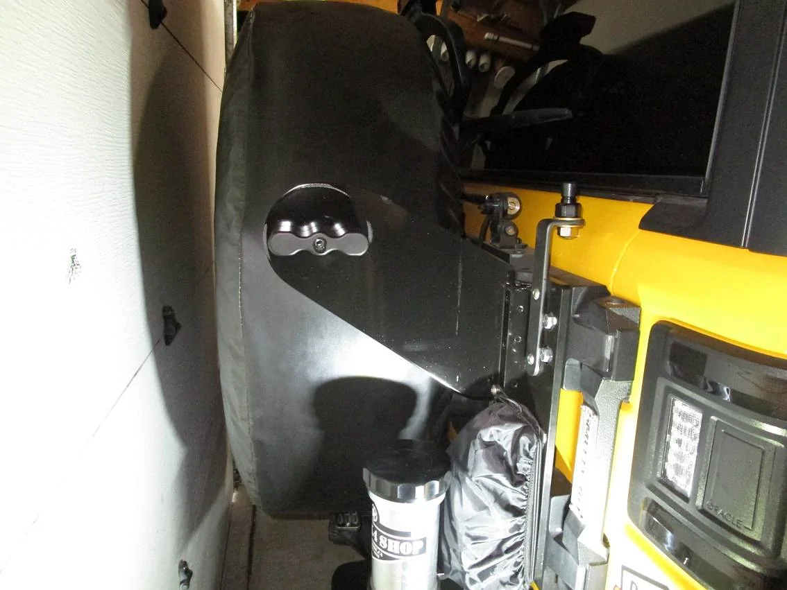Jeep Wrangler JL Rotopax Fuel Mount For Mopar Gate Reinforcement? IMG_2178