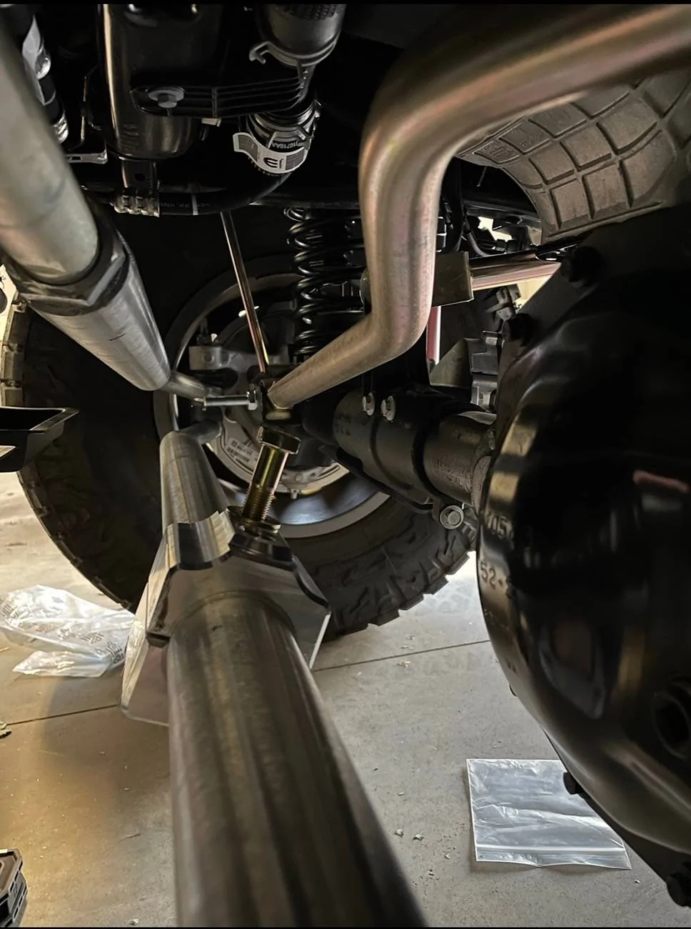 Jeep Wrangler JL 140# Exact Center Steering Stabilizer IMG_2609