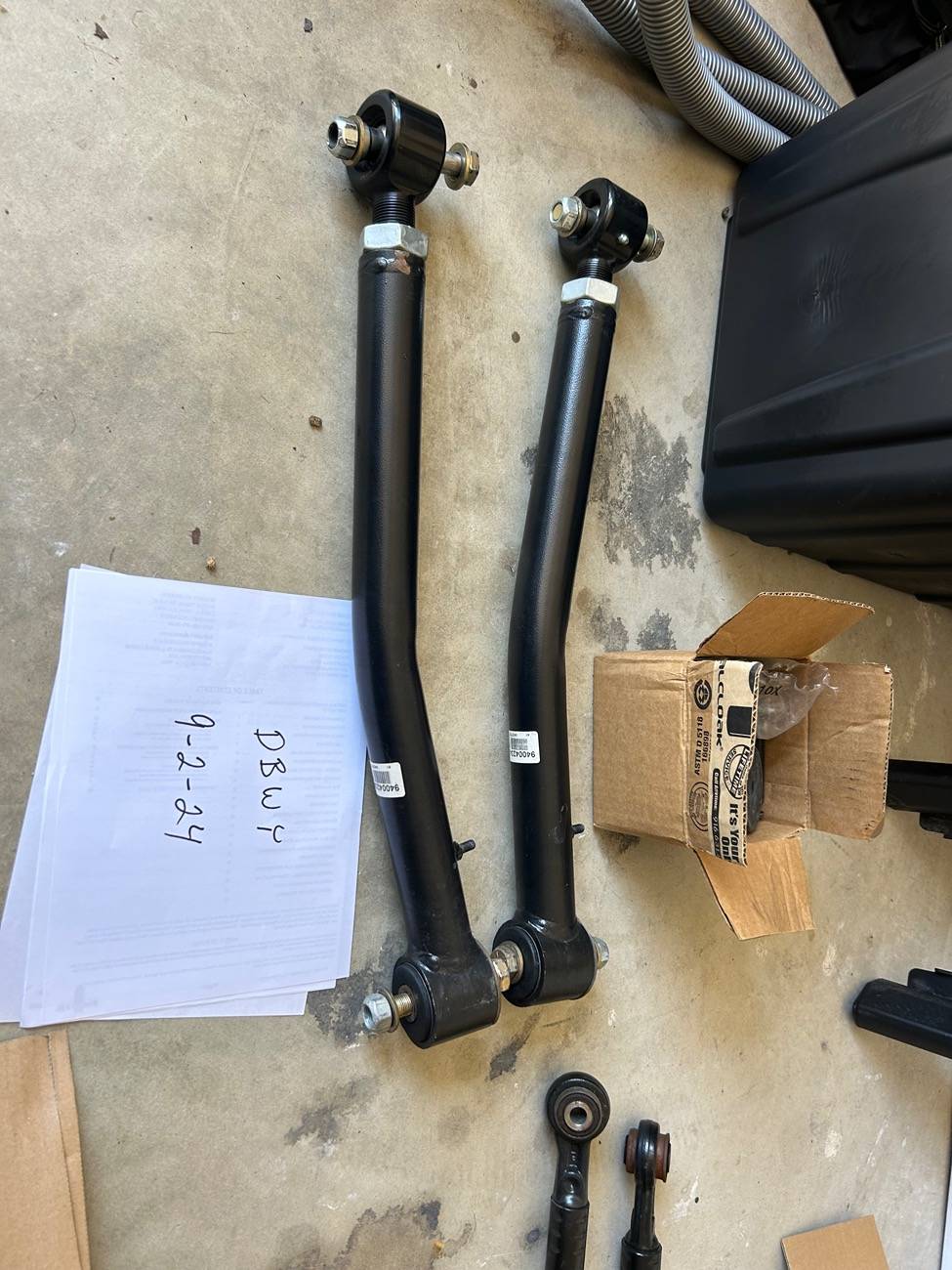 Jeep Wrangler JL Rough country adjustable front control arms and leveling kit IMG_4215