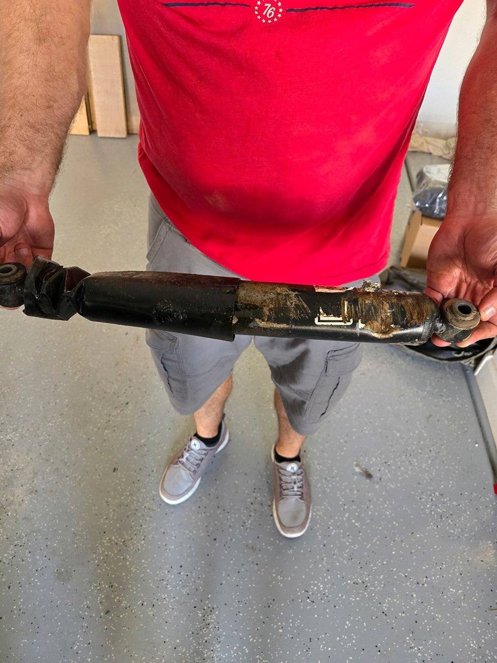 Jeep Wrangler JL I think i need a new steering stabilizer... 30743