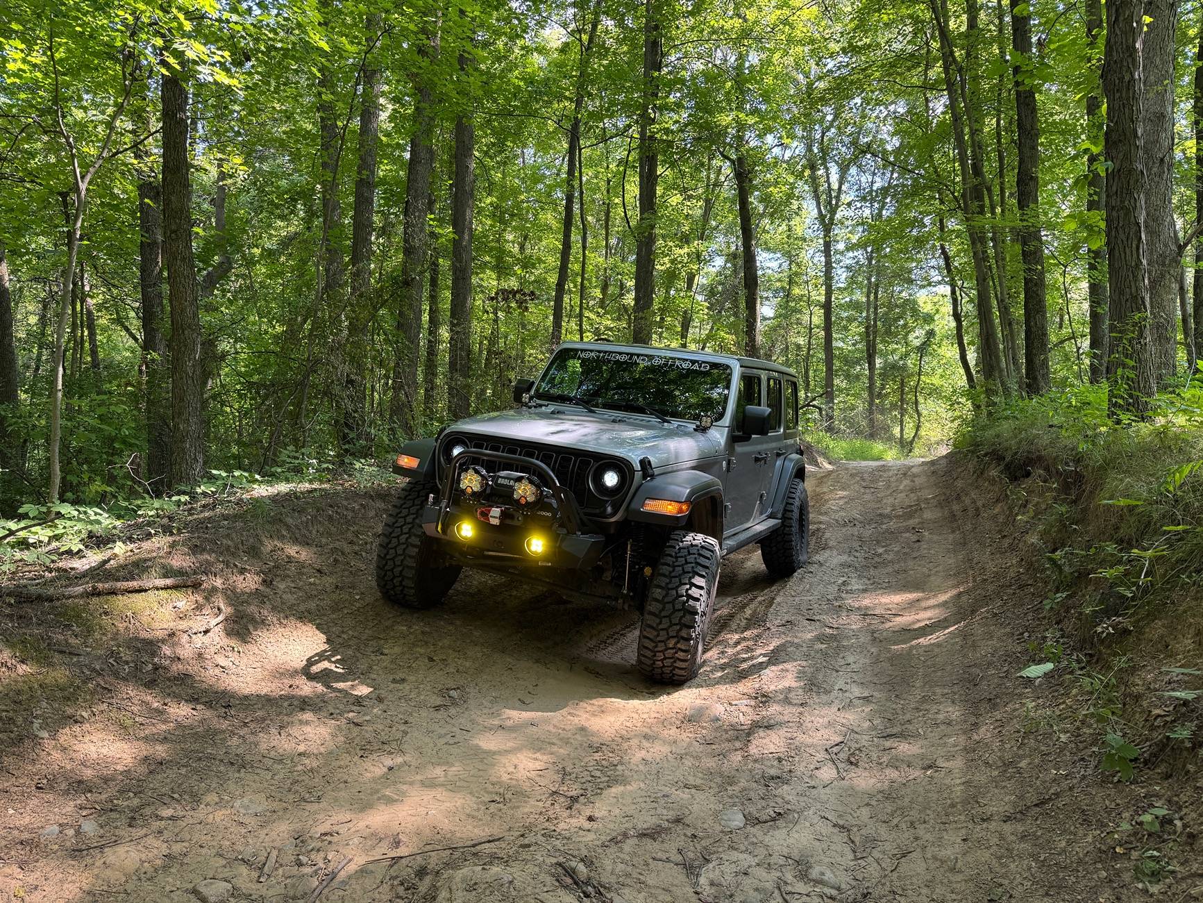 Jeep Wrangler JL LED headlights brand recommendation? IMG_4018