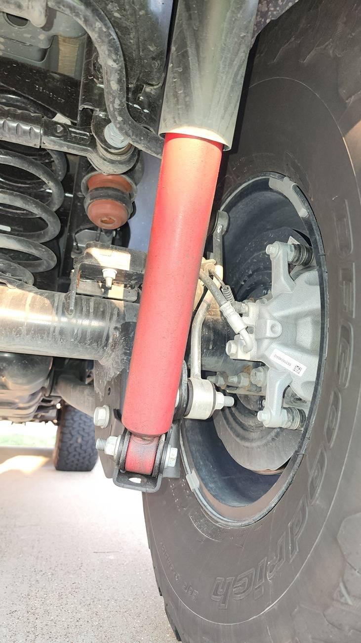 Jeep Wrangler JL Another factory leaking shock thread... 20240905_191312