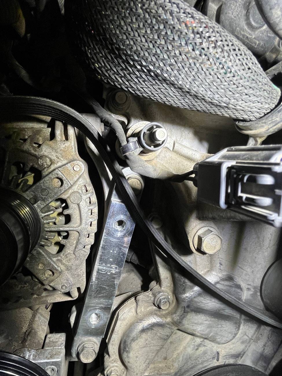 Jeep Wrangler JL CO Ketchup Build PSC_pulleybracket