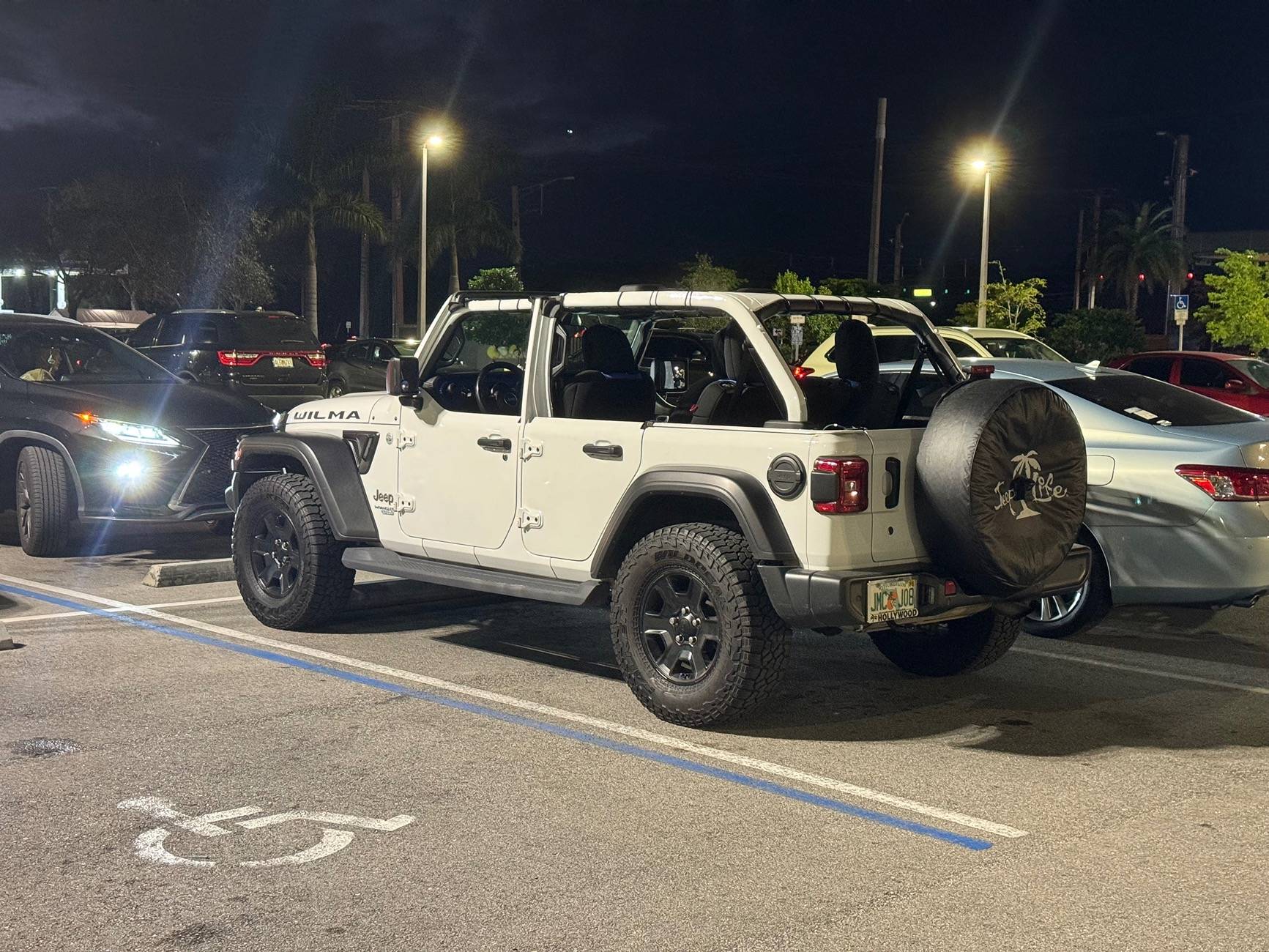 Jeep Wrangler JL Bright white half doors IMG_1043