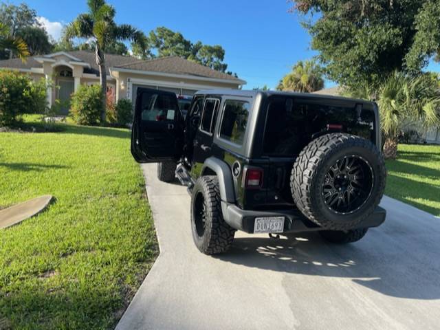 Jeep Wrangler JL wheels and tries B91BF9CD-C8CB-4602-AFF0-D89CC81A6181