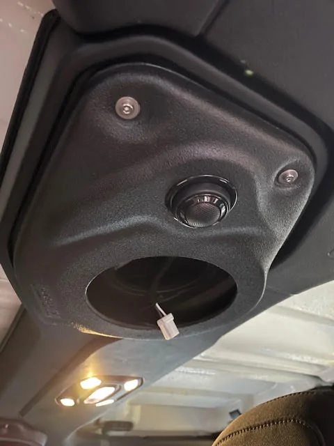 Jeep Wrangler JL Upgrade rollbar stock speakers? Soundbar