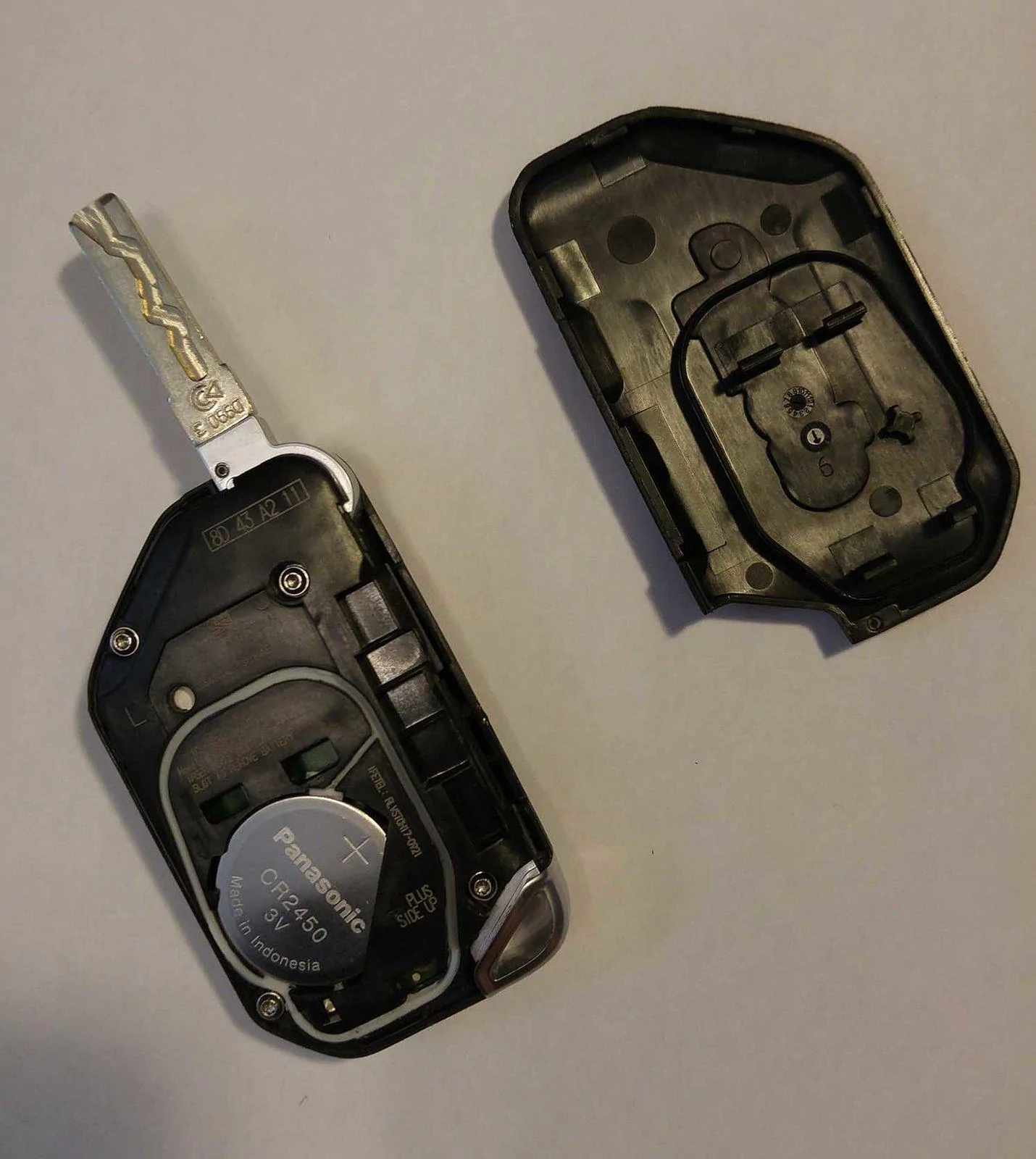 Jeep Wrangler JL Fob key detension fob open